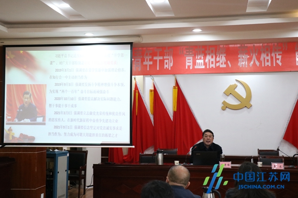 多选]终身学习又特指（）这是21世纪教育的四大支柱也是每个人一生成长的支柱。