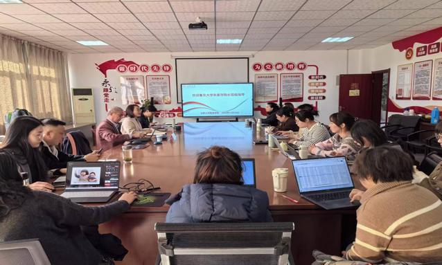 东西问丨杨一博:当AI拥有“终身学习”能力人类如何划定“不可逾越之界”?(图1)